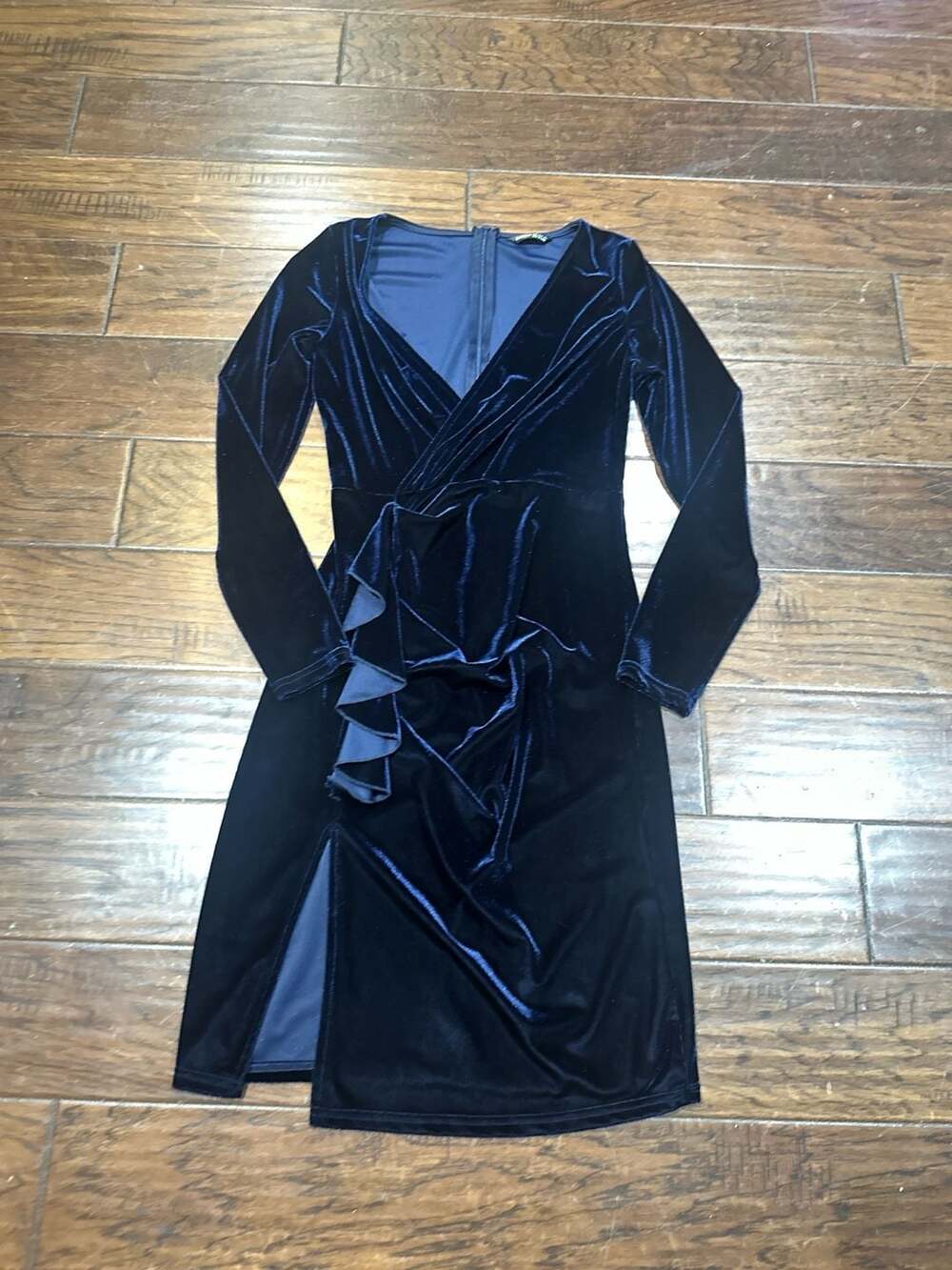 SHEIN Navy Blue Velvet V-Neck Long Sleeve Ruffle‎ Front Midi Dress